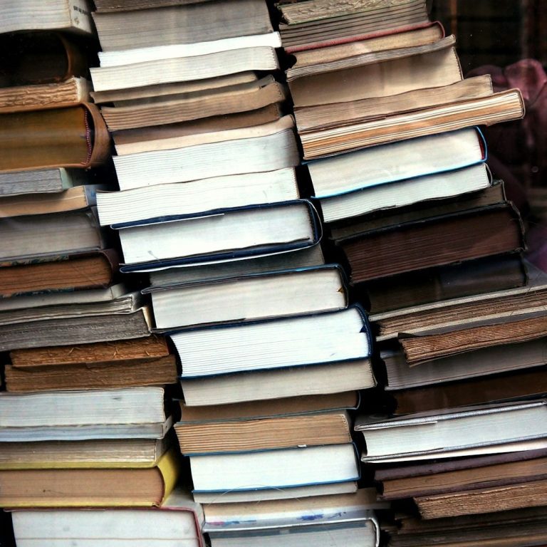 Entassement de livres